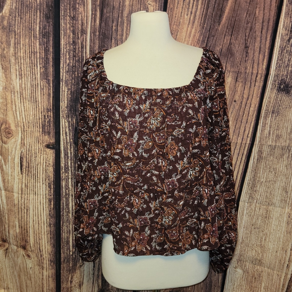 NWT LOFT Top Size S Paisley